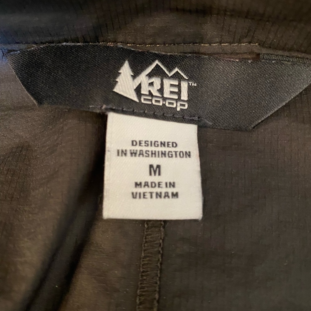 REI Co-op Screeline Cascade Vest. Men’s medium. Excellent, practically new - Picture 4 of 5